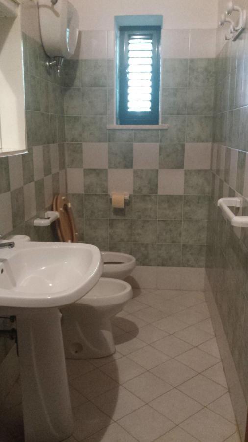 Aparthotel Baia di Zambrone Esterno foto