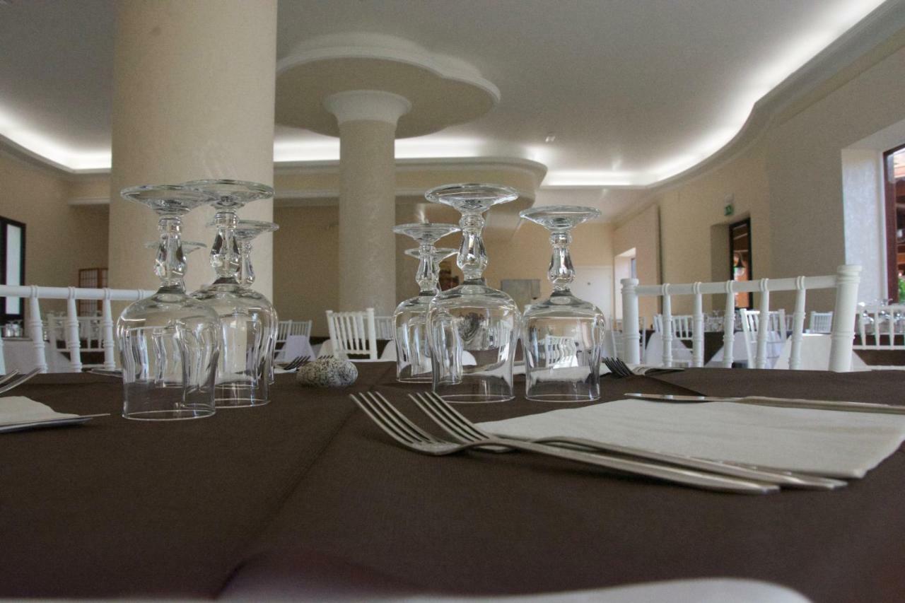 Aparthotel Baia di Zambrone Esterno foto