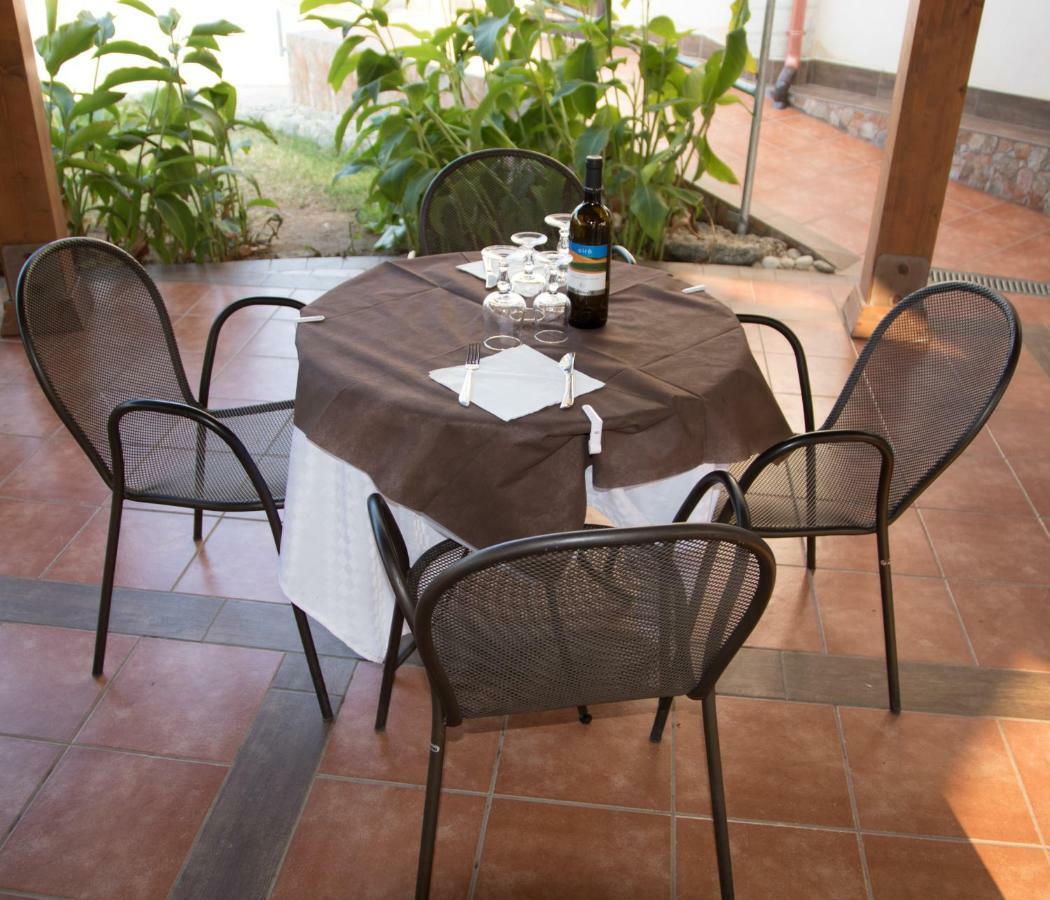 Aparthotel Baia di Zambrone Esterno foto